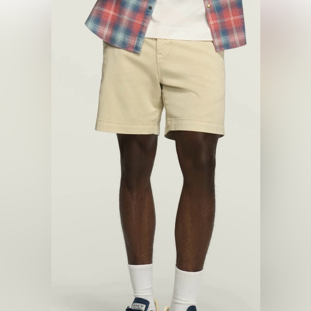 Lucky Brand Men's Cream Flat Front Shorts Size 29